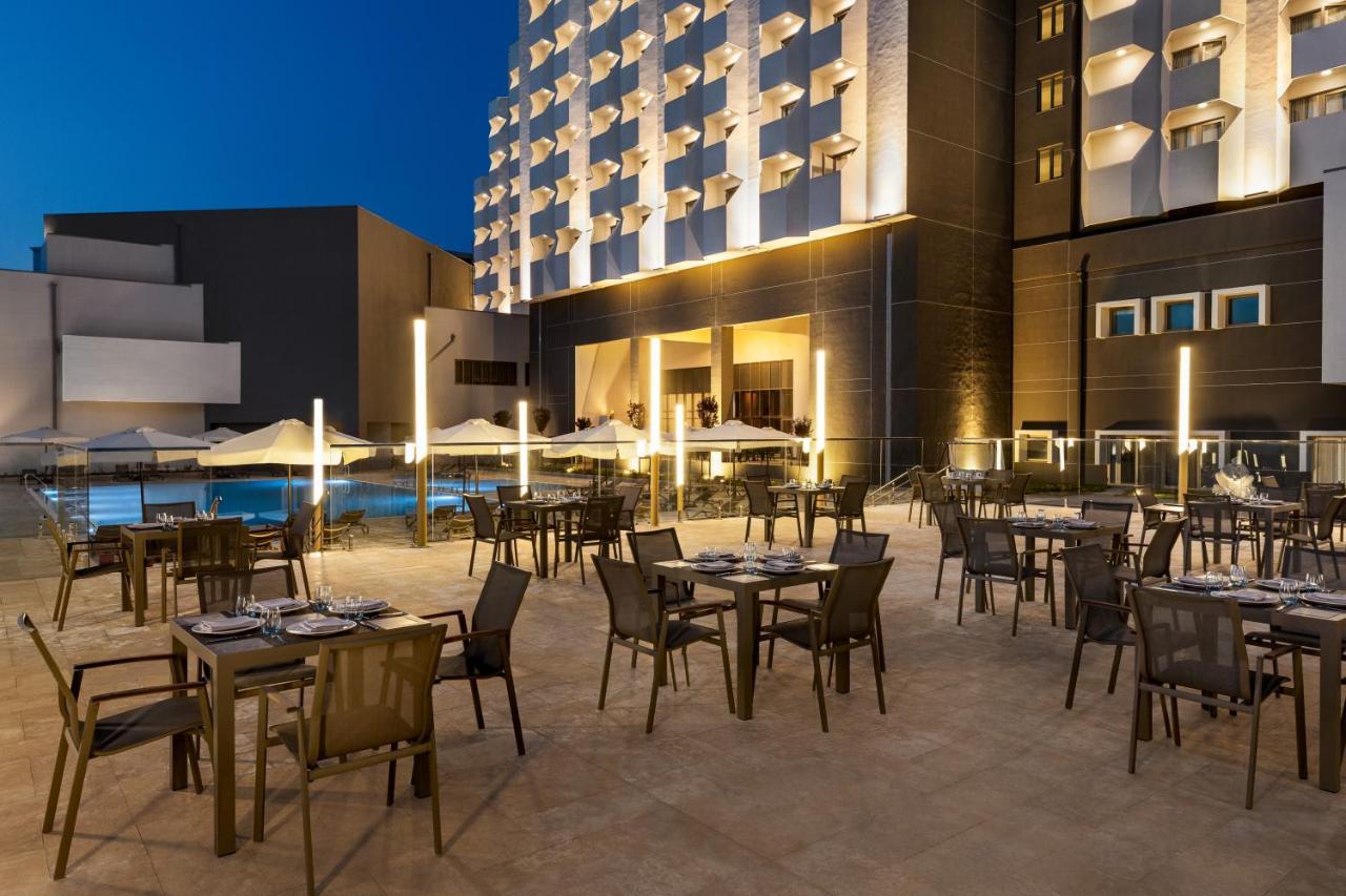فندق Wyndham بخارى المظهر الخارجي الصورة